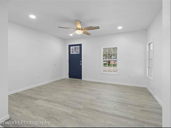 4th image of 623 Avoyelles Dr