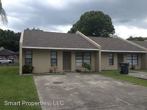 1st image of 829 Fox Lake Dr