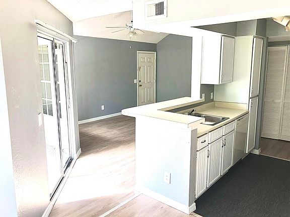 5th image of 1037 S Hiawassee Rd APT 2835