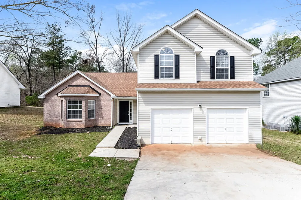 3 bed, 2.5 bath, 1704 sqft, $1,930 — Photo 1