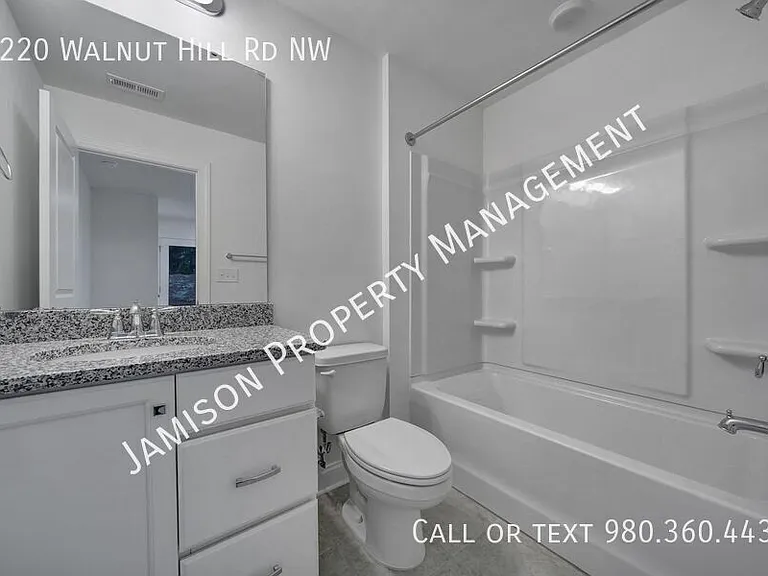 9220 Walnut Hill Rd NW — Photo 4