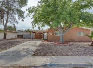 3237 Greenbriar Dr, Las Vegas, NV 89121
