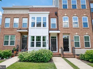 9744 Fields Rd, Gaithersburg, MD 20878