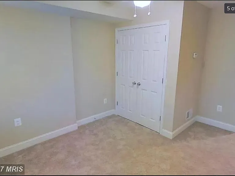 1407 Olive St — Photo 4