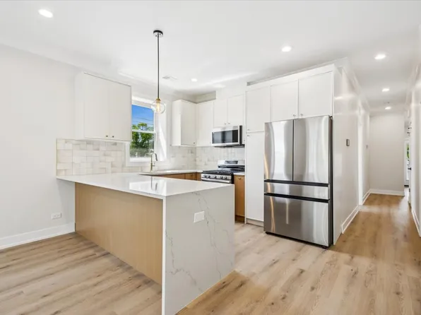 1406 W Hollywood Ave #2, Chicago, IL 60660