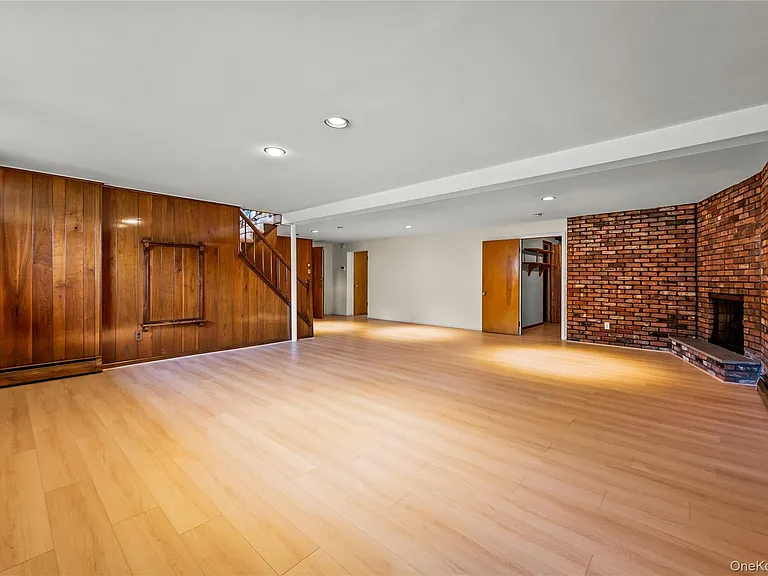 18 Dogwood Rd — Photo 17