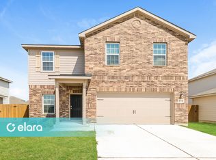 204 Crescent Park Dr, Jarrell, TX 76537