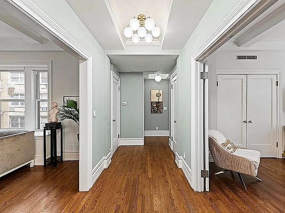 2nd image of 215 W 88th St APT 2B
