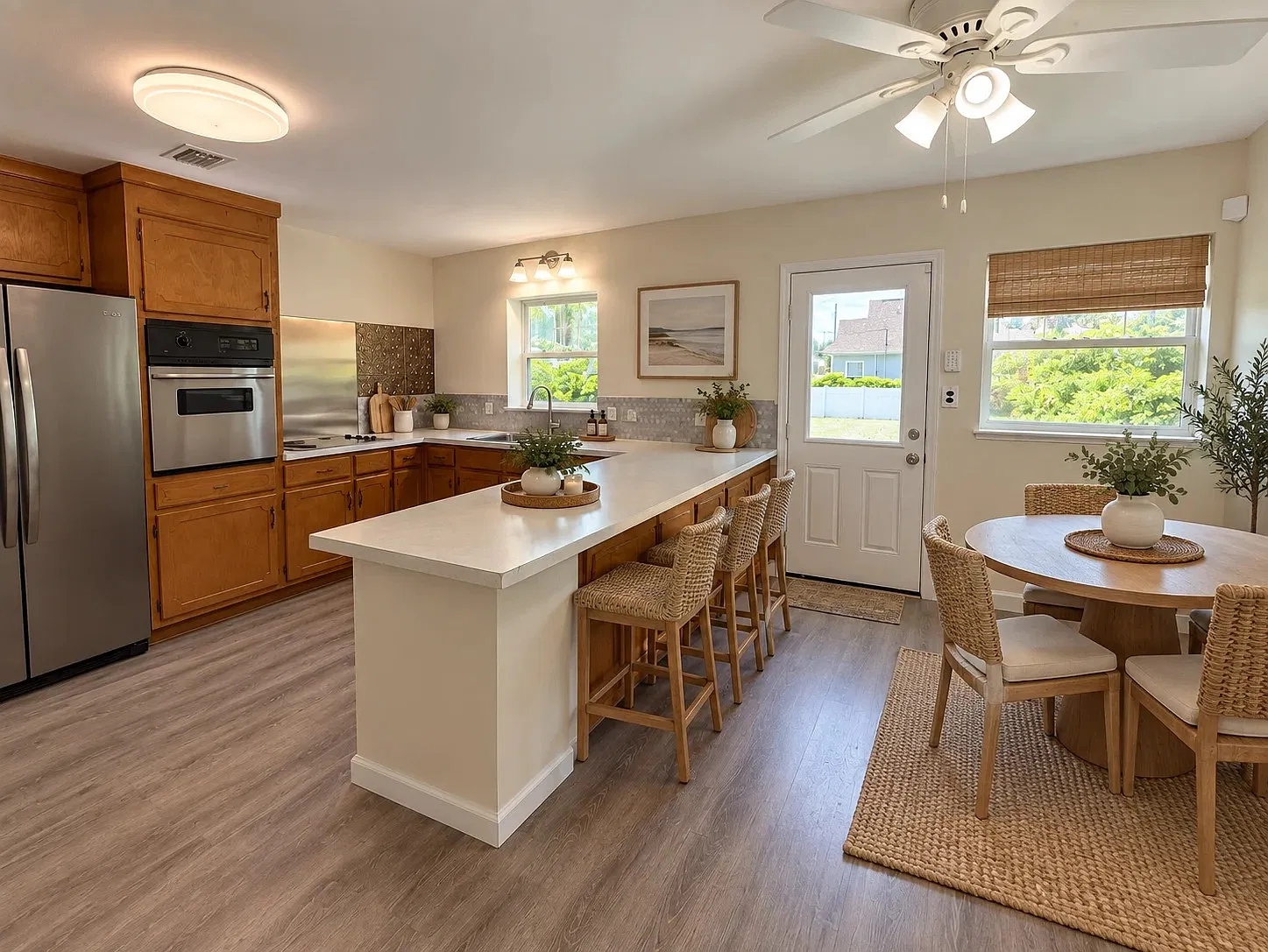 4 bed, 2400 sqft, $2,950 — Photo 4