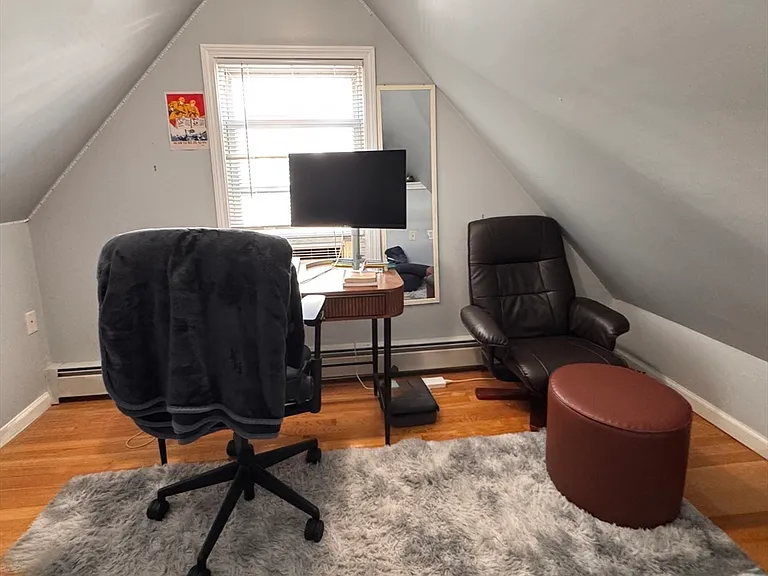 17 Farragut Ave #2 — Photo 11