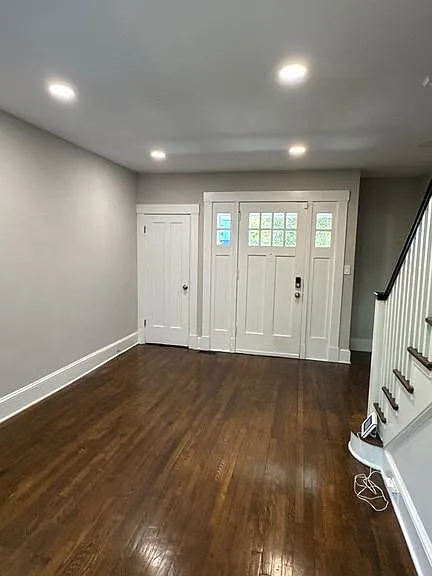 432 Kenneth Sq — Photo 4