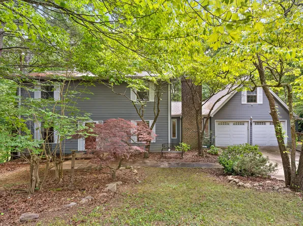 6500 Shallow Mar Ln, Hixson, TN 37343