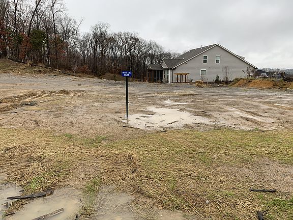 Plenty of opportunity at this home site