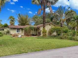 14741 SW 157th St, Miami, FL 33187