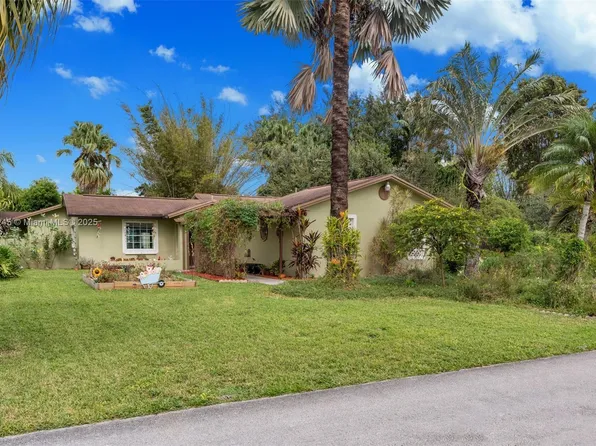 14741 SW 157th St, Miami, FL 33187