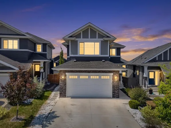 1817 Tanager Close NW, Edmonton, AB T5S 0N2