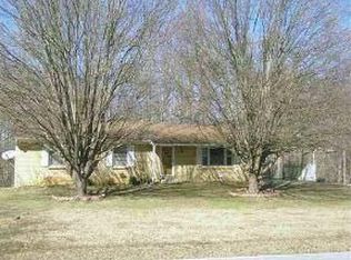 1775 Burgess School Rd, Cookeville, TN 38506