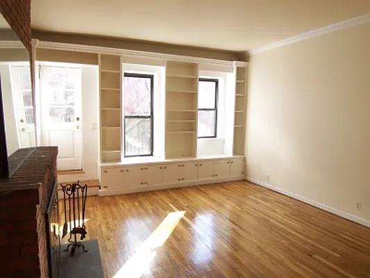 Rented by Citi Habitats | media 34