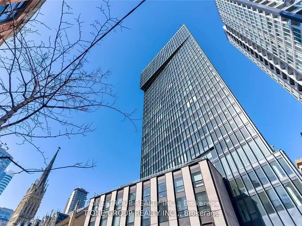 60 Shuter St #316, Toronto, ON M5B 1B1