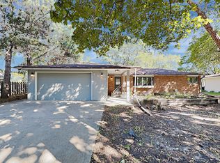 2690 Huron St, Roseville, MN 55113