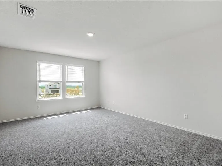121 Nettletree Dr — Photo 18