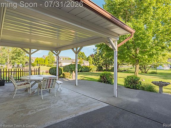 5th image of 50601 Linda Ln