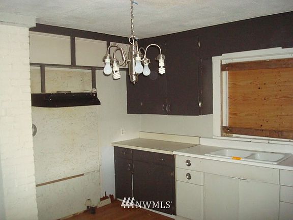 2nd image of 223 152nd Street E