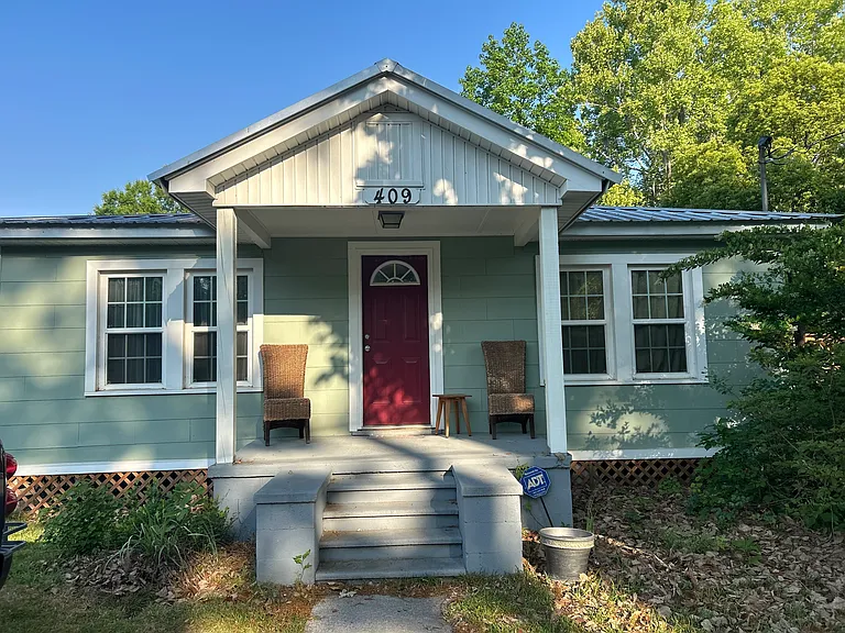 409 Cherry St — Photo 1