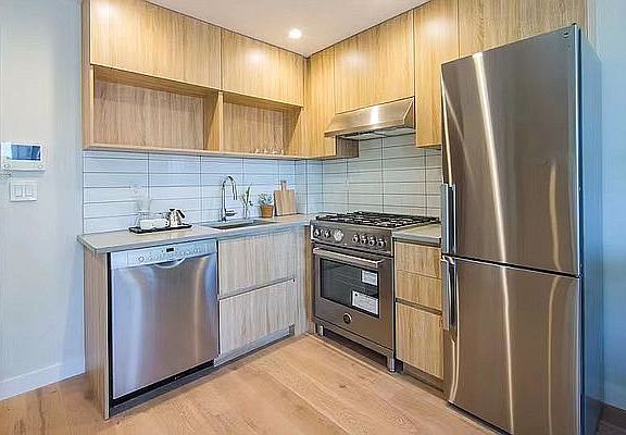 4th image of 14-30 31st Ave #1E