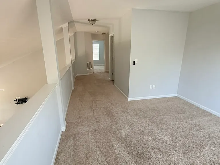 1018 Autumn Crest Ln — Photo 23