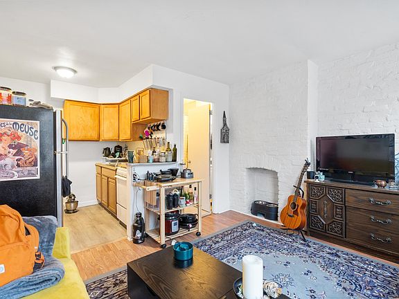 Livingroom/Kitchen