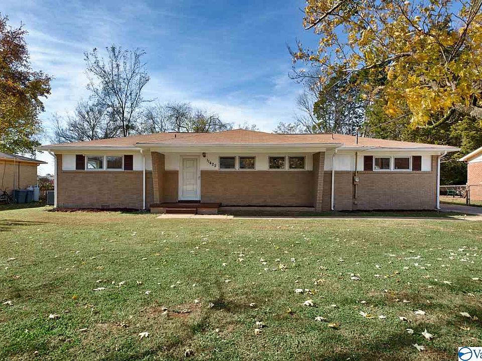 1st image of 11422 Hillwood Dr SE
