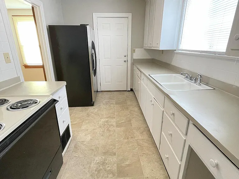 119 N 45th St — Photo 12