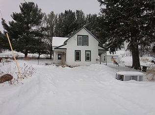 N43613 Roskos Rd, Strum, WI 54770