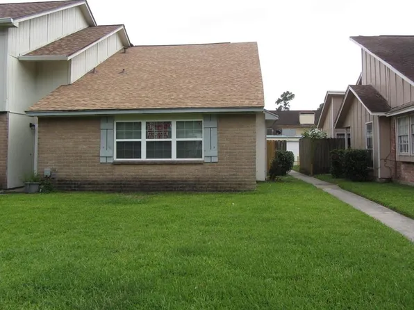 12255 W Village Dr Unit C, Houston, TX 77039