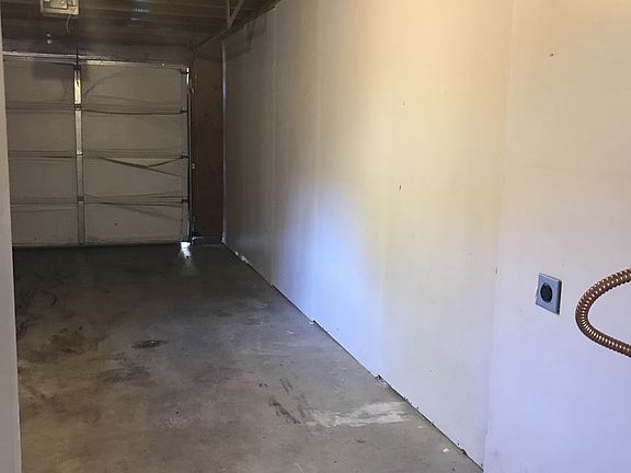 4th image of 1165 Burton Dr APT B
