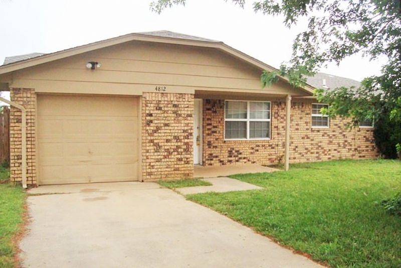 1st image of 4812 SE Churchill Way