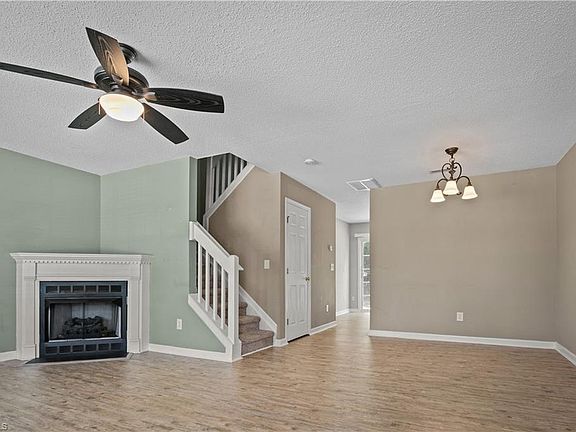 5th image of 150 Bridford Downs Dr