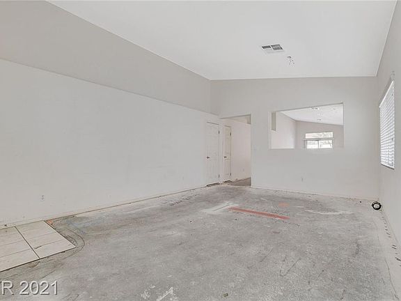5th image of 2928 Covatta Ct
