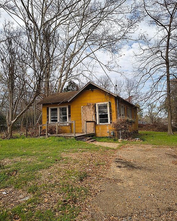 1st image of 1616 Caroline St