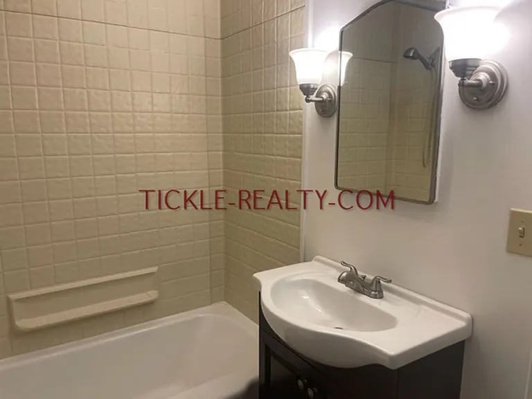 11 Birch Cres — Photo 5