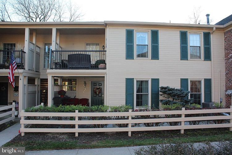 1st image of 148 Cheshire Dr #24C