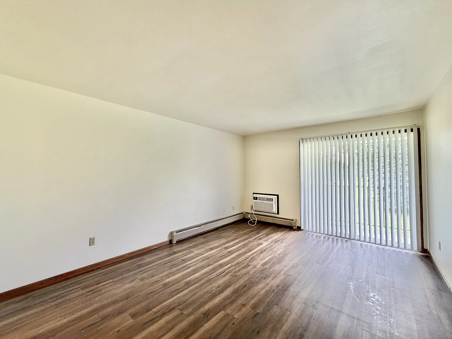 313 Higgins Drive — Photo 4