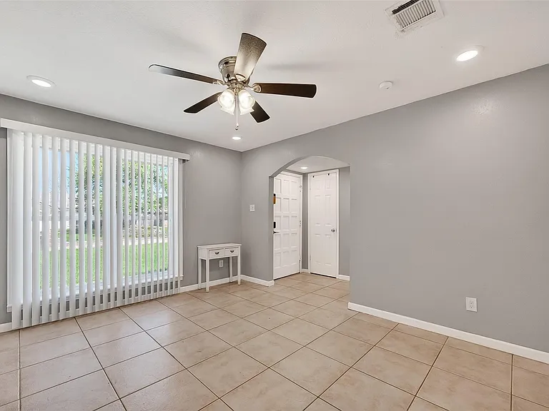 12114 Ryewater Dr — Photo 2