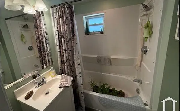 63 Cottage Ln #A — Photo 2