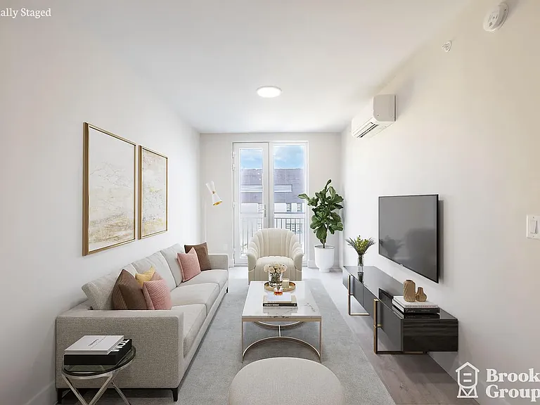 1711 Hancock St #707 — Photo 2