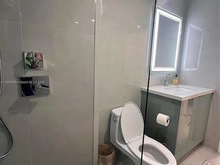 100 Bayview Dr #1524 — Photo 18
