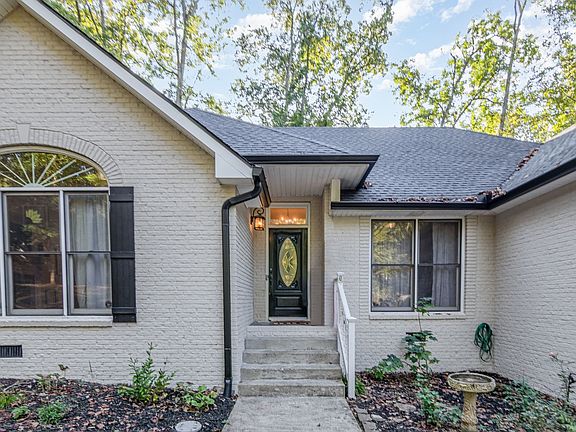 4th image of 1681 Adswood Rd