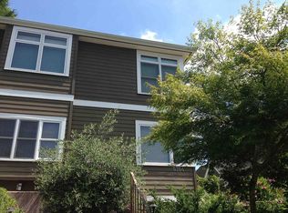 5754 28th Ave NE, Seattle, WA 98105