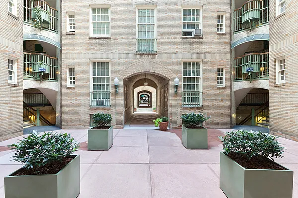 Rented by Douglas Elliman | media 10
